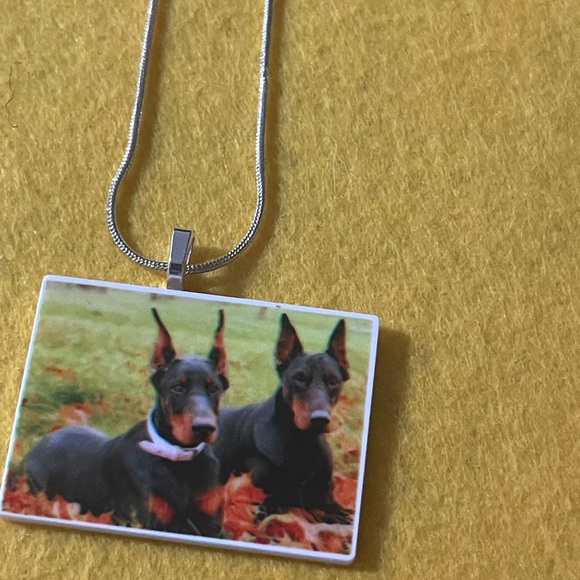Doberman Pendant Necklace - Picture 1 of 1